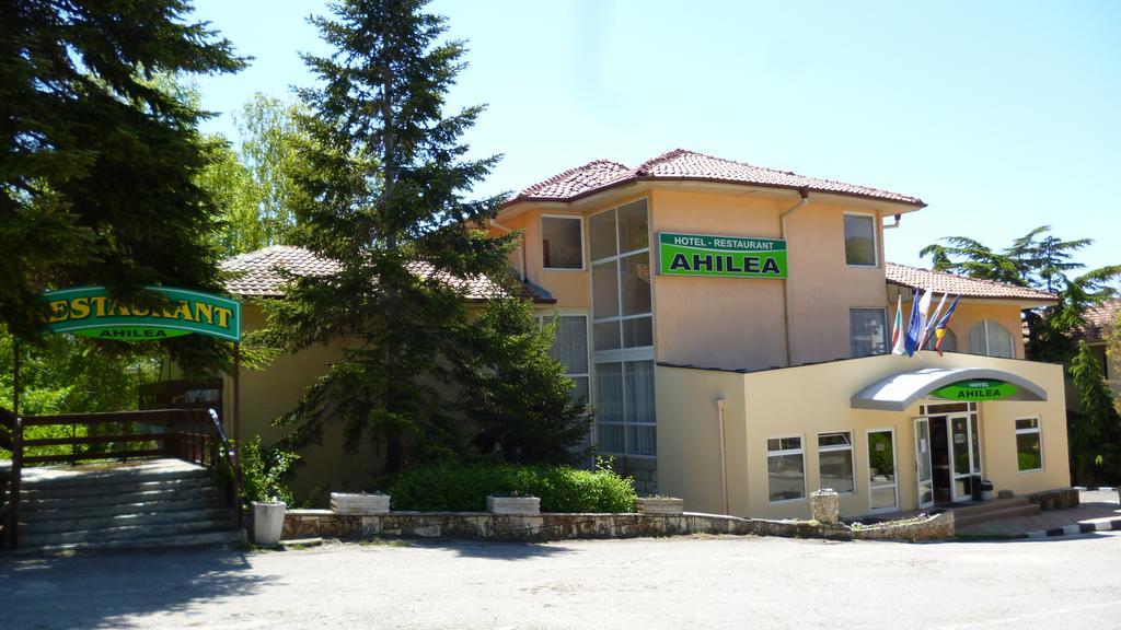 Ahilea Hotel - Free Pool Access Baltjik Exteriör bild